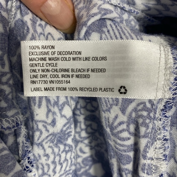 Lilly Pulitzer Women’s Challis pom-pom short in Upstream size medium - Picture 8 of 9